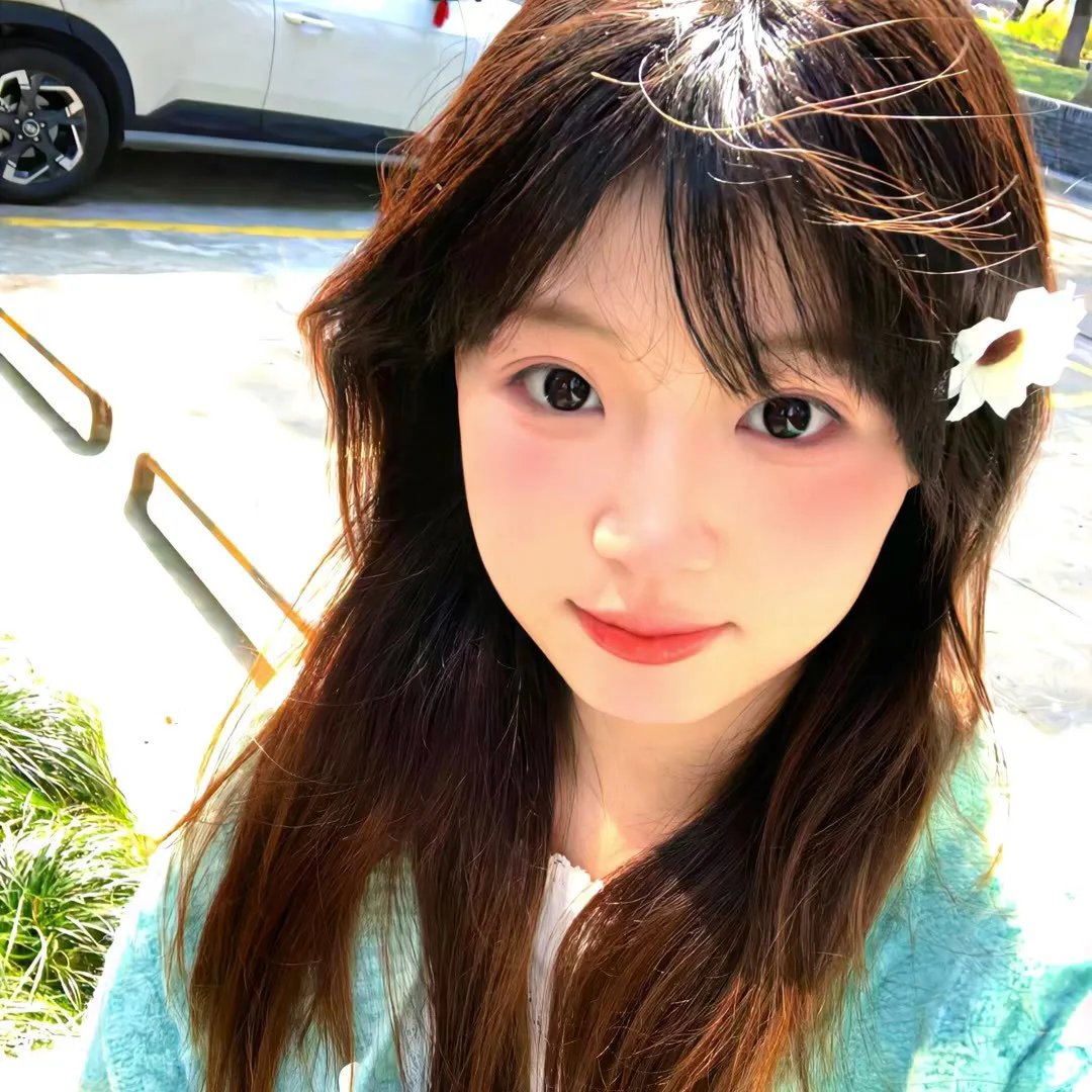 艾曼妞与罗丽妲